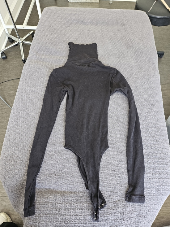re/done Tops - Re/Done Black Long-Sleeve Turtleneck Bodysuit